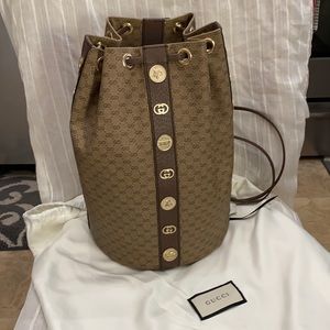 Authentic Gucci GG Supreme drawstring backpack